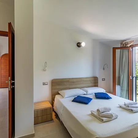 Spanish Blue Apartamento *